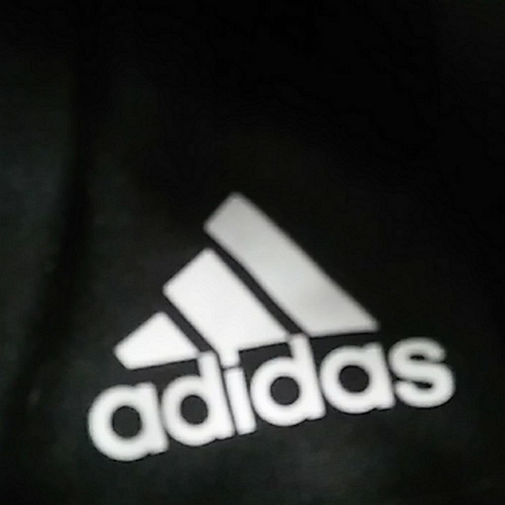 Adidas - Picture 3 of 4